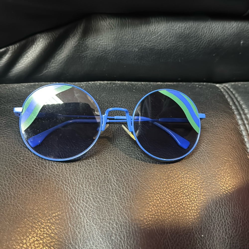 Used Mint Fendi 53mm 100% UV protection Round Sunglass